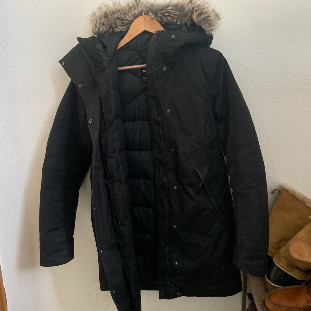 North face arctic parka in black.